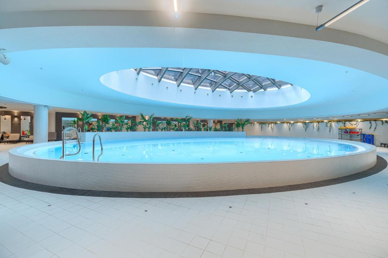 Comfy Apartments 4-5Th Floor Hanza Tower - Sauna & Pool シュチェチン エクステリア 写真